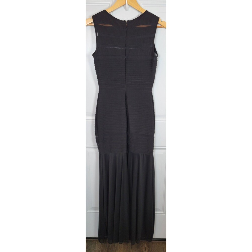 Xscape Sleeveless Formal Maxi Dress Size 4 - Picture 8 of 8